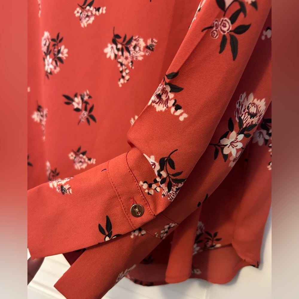 LOFT Floral Printed French Cuff Sleeve Blouse Women’s Size Small - Picture 5 of 8